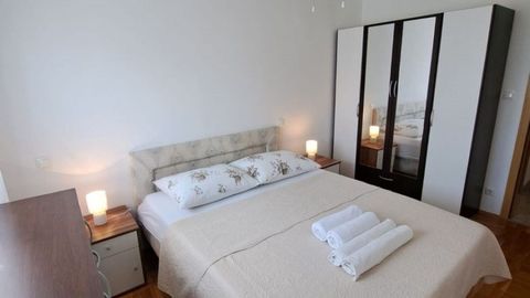 Apartament 4-osobowy Economy z widokiem na ogród z 3 pomieszczeniami sypialnianymi