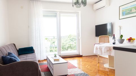 Apartament 3-osobowy na piętrze z widokiem na morze z 2 pomieszczeniami sypialnianymi