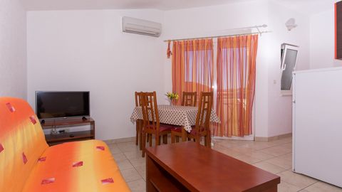 Apartament 3-osobowy Komfort z widokiem na ogród z 2 pomieszczeniami sypialnianymi