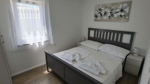 Apartament 5-osobowy z klimatyzacją z widokiem na morze z 3 pomieszczeniami sypialnianymi