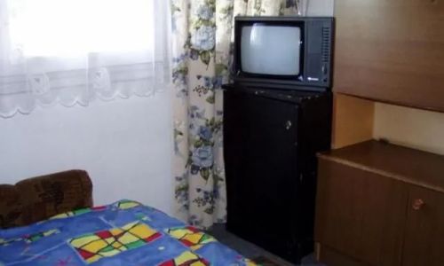 DOMEK  NA  MAZURACH Trygort