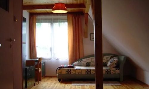 Dom do wynajęcia na wzgórzu nad jeziorem Marlinowo