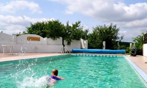 Uroczysko z basenem- Dąbrówno