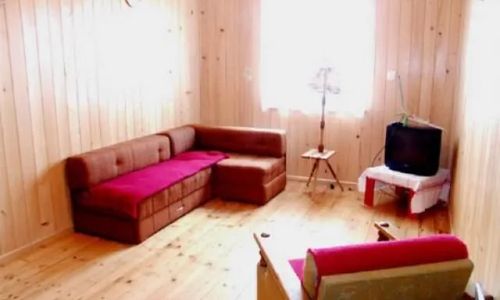 GOSPODARSTWO AGROTURYSTYCZNE POD LASEM/ Kamionna