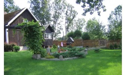 Dom nad Jeziorem Czarne Dubeninki