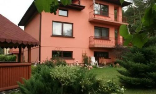 Dom pod lasem/ Kamienica Polska