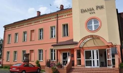 Willa Dama Pik Dzierżoniów