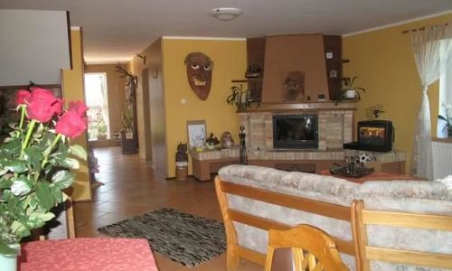 DOM NAD STAWEM DLA 4-5 RODZIN -  Wiżajny