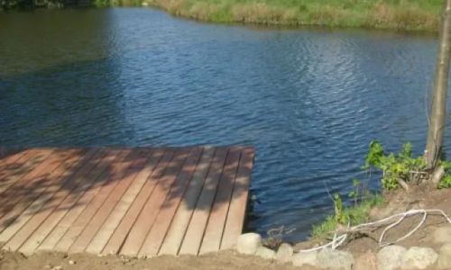 Domki nad stawem. Brodnica Górna Brodnica Gorna