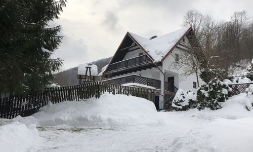 DOM NA STOKU. BRENNA