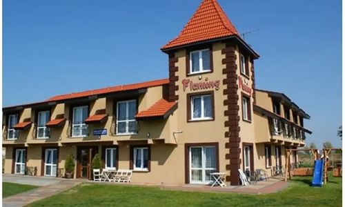 Pensjonat Flaming Rowy