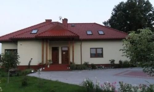 Noclegi - Między Dębami Kielce