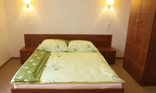 Restauracja FLORRES - noclegi Pawłowiczki