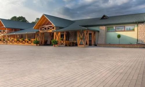 KRYSZTAŁOWA Pensjonat i Dom Weselny Józefów