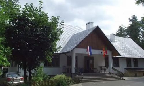 Dworek Jurajski Domaniewice Ogrodzieniec