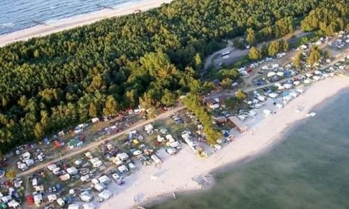 POLE NAMIOTOWE NR 6 Chałupy