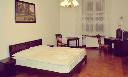 Moszna Zamek Noclegi Zielina