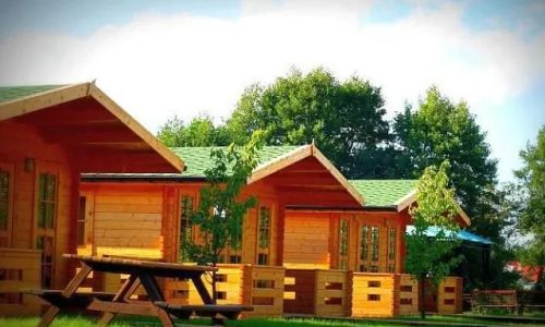 Domki Letniskowe nad jeziorem Laskowo