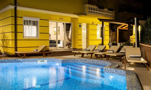 Apartmanok Családok Részére Medencével Pula - 14924