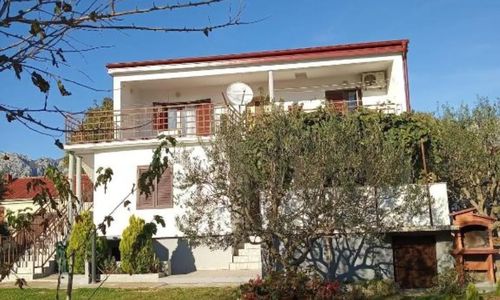 Apartment Tomić Seline