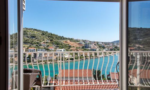 Apartmanok A Tenger Mellett Öböl Kalebova Luka, Rogoznica - 13804 Kalebova Luka