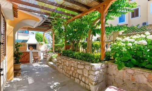 Apartmanok Parkolóhellyel Mali Losinj, Losinj - 15201 Mali Lošinj
