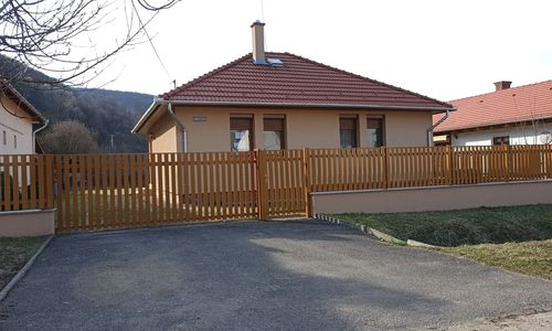 Dapsy Apartmanház Jósvafő