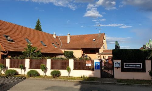 Penzion a Apartmány Miromar Podivín