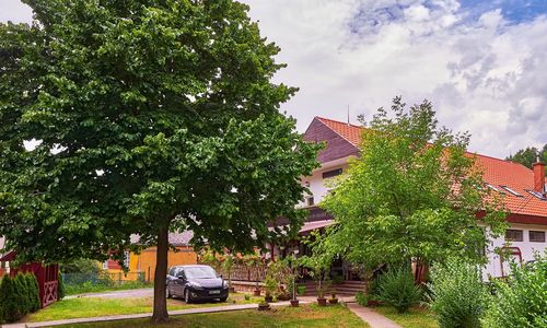 Gesztenyés Panzió Étterem Felsőtárkány