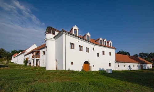 Residence Tvrz Skočice