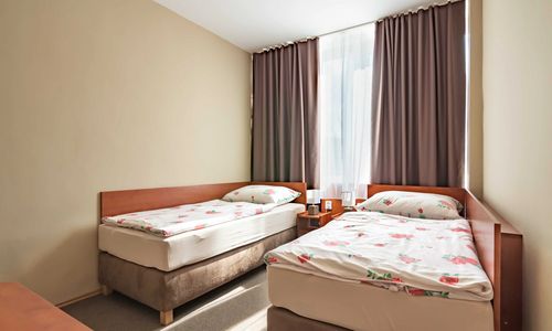 Hotel a Kozlovna Alfa Třebíč