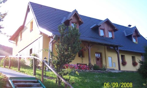 Apartmány Pony Ludvíkov