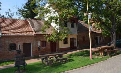 Ubytování nad sklípkem Pod pyramidou Moravská Nová Ves