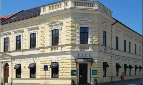 Hotel Tacl Holešov