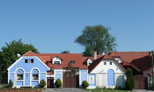 Bydlení u Babičky Bratronice