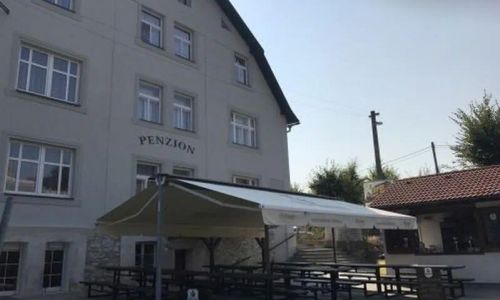Penzion na zastávce Český Šternberk