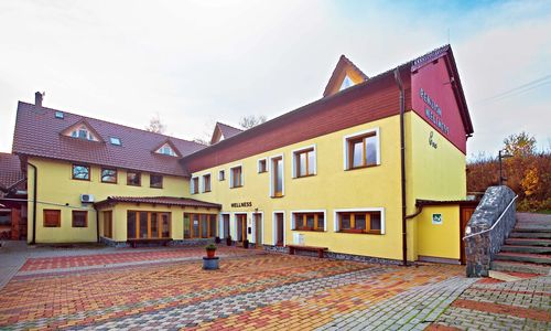 Wellness penzion EVA + Apartmány Pod Čerťákem Dolní Moravice