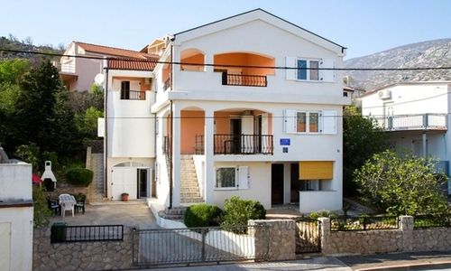 Apartments Artur Ribarica