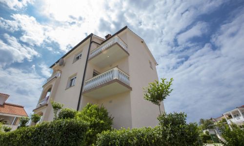 Apartmani Julijana Lopar