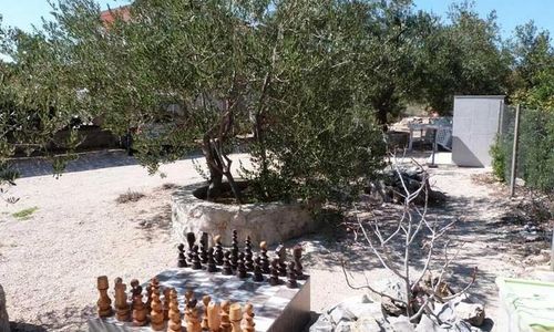 Apartmanok Parkolóhellyel Pirovac, Sibenik - 15320 Pirovac