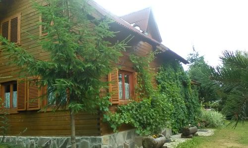 Cabana Barátság Ghiduț