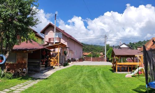 Casa Discret Moieciu de Jos