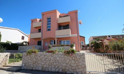 Apartments Barisic Vir