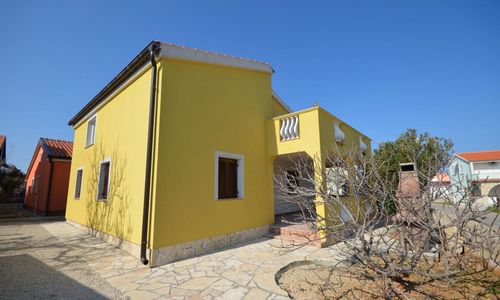 Apartment Boticki Vir
