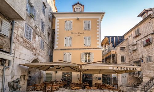 Plaza Marchi Old Town Split - MAG  Boutique Hotels