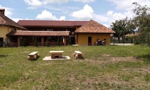 Casa de vacanță Radu Cărpiniș