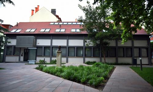 Roomstore Studio Apartments Eger