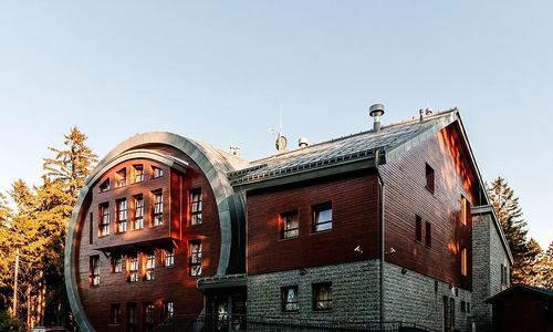 Hotel Obří Sud Dlouhý Most