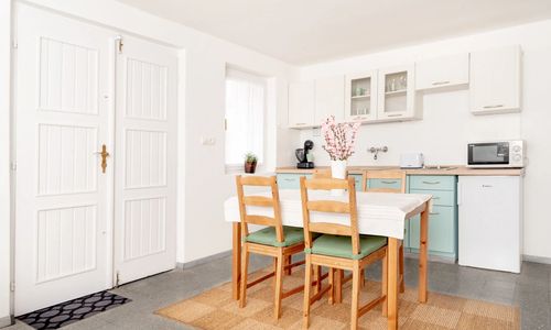 Menta Porta Vendégház Zengővárkony