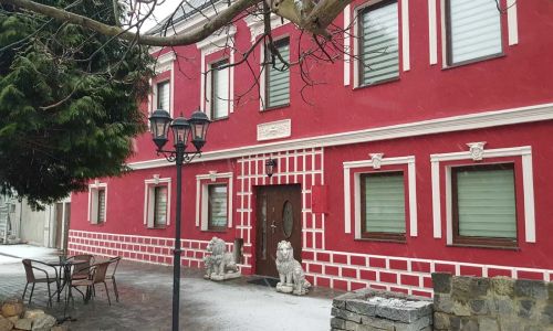 Dworek Pod Lwami Lewin Brzeski